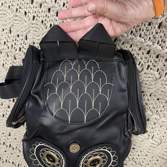 Owl Backpack Black Faux Leather Embroidered Eyes Side Zipper Pockets Cute‎ Bag - Picture 9 of 16